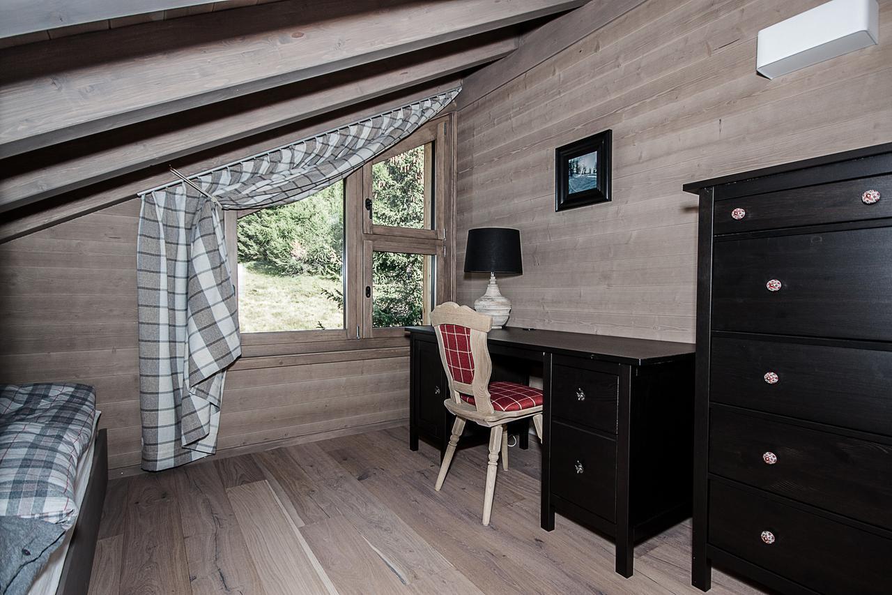 Chalet Kristall Rosswald Екстериор снимка